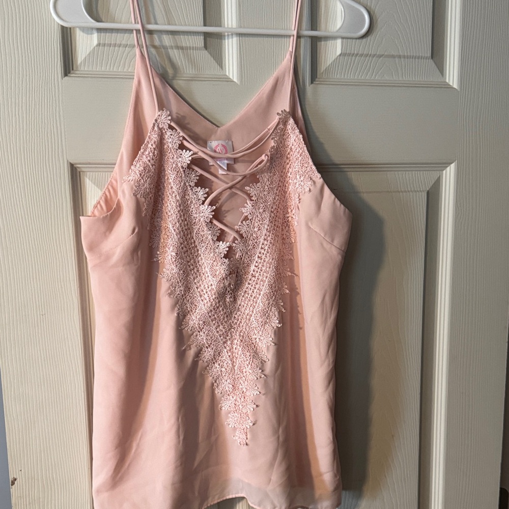 Chic Lace-Accent Blush Cami Top